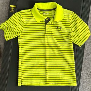Kids Under Armor shirt